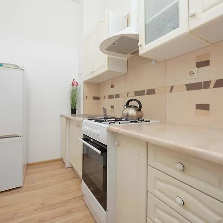 Nowy Swiat W Centrum Warszawy By Renters *