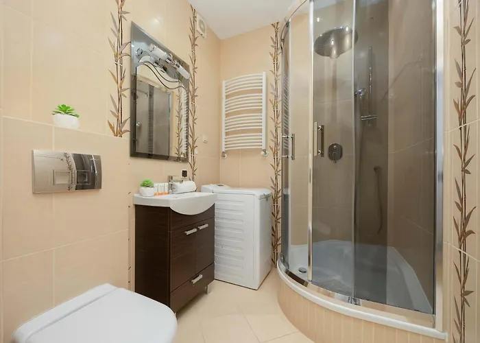 شقة Nowy Swiat W Centrum Warszawy By Renters