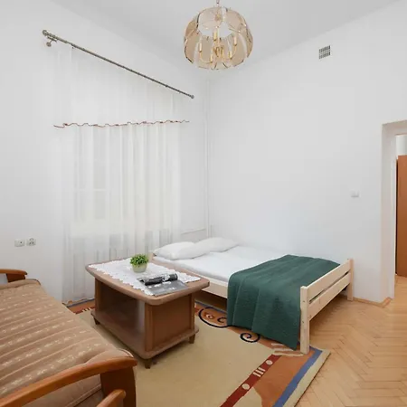 Nowy Swiat W Centrum Warszawy By Renters Apartment *